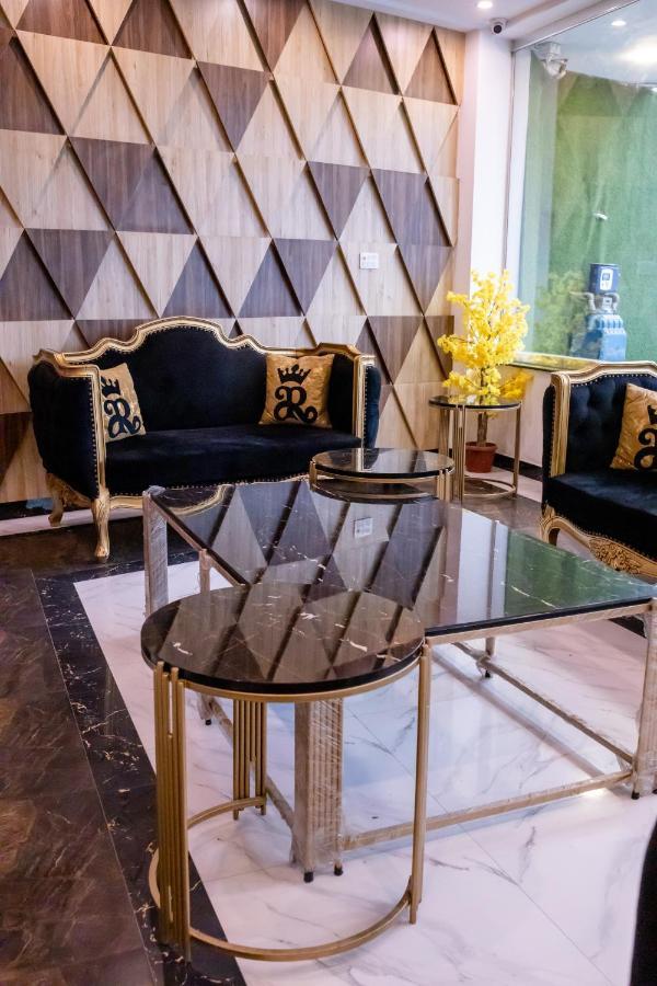 Regal Residency Otel Rawalpindi Dış mekan fotoğraf