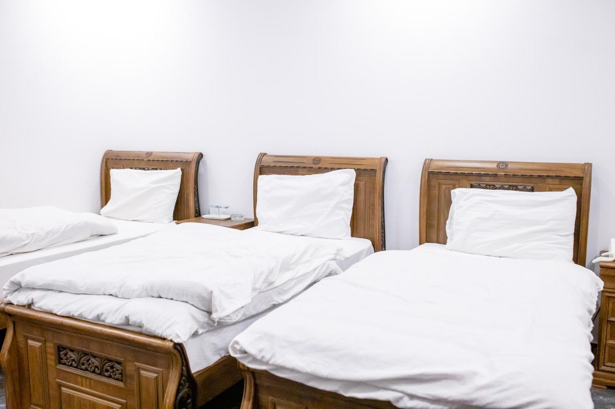 Regal Residency Otel Rawalpindi Dış mekan fotoğraf