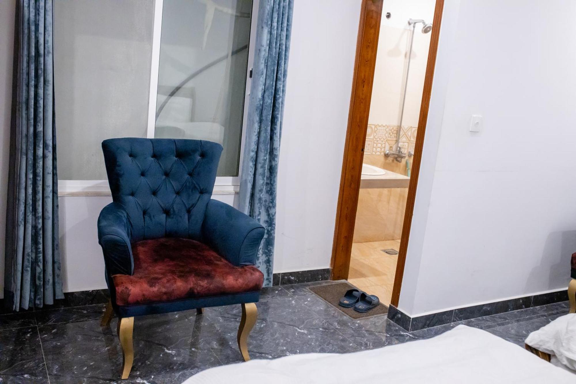 Regal Residency Otel Rawalpindi Dış mekan fotoğraf