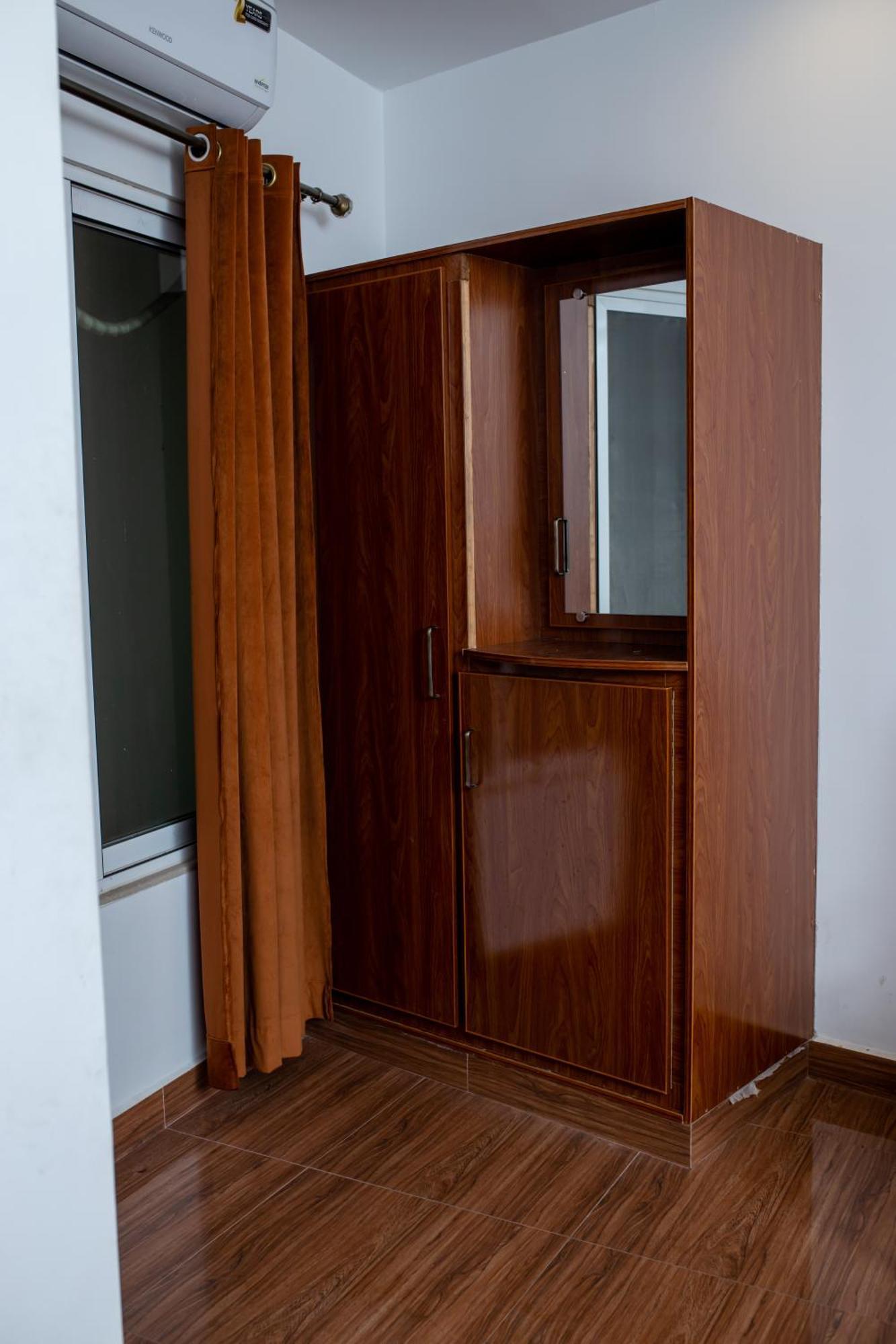 Regal Residency Otel Rawalpindi Dış mekan fotoğraf